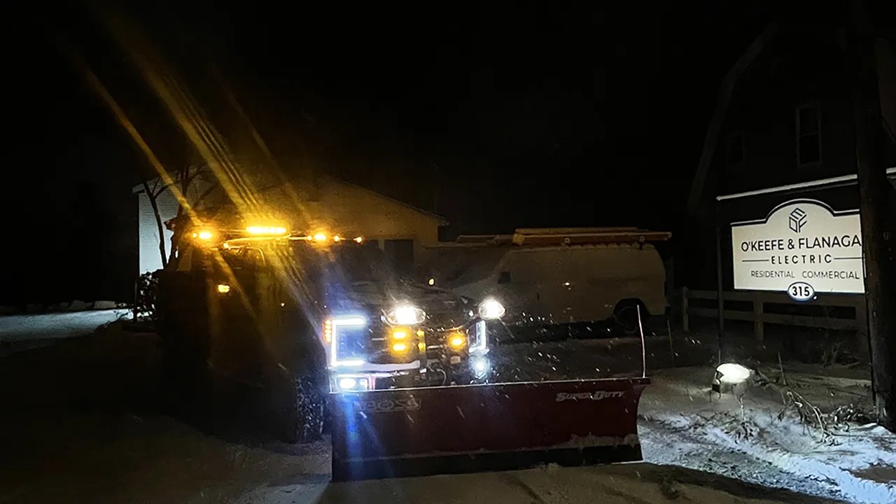 Berry Brothers Lawn Care Lawn Care, Landscaping, Snow Removal